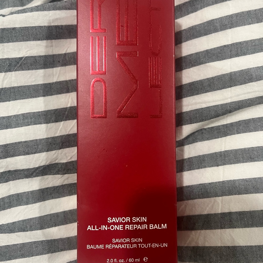 Deep Me Savior Skin All-In-One Repair Balm - Red